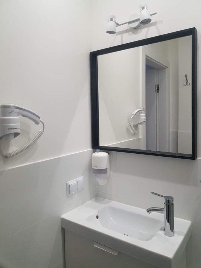 Apartament Z Widokiem Na Port - Visitopl Świnoujście Buitenkant foto